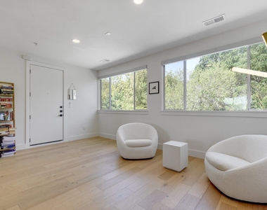 2906 S 1st St - Photo Thumbnail 13