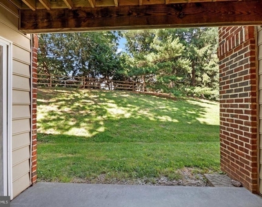 2406 Ellsworth Way - Photo Thumbnail 7