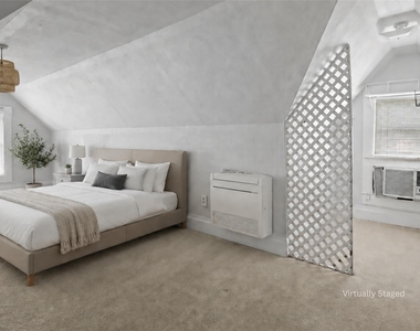 212 W 43rd St - Photo Thumbnail 6