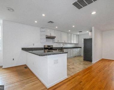 102 Greenmeadow Drive - Photo Thumbnail 5