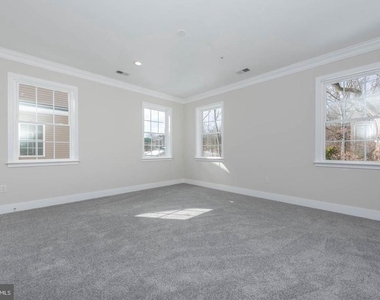9624 Harford Road - Photo Thumbnail 14
