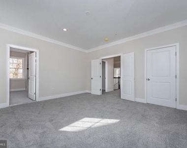 9624 Harford Road - Photo Thumbnail 15