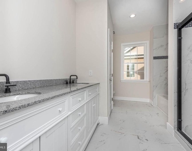 9624 Harford Road - Photo Thumbnail 16