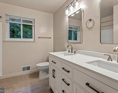 4631 Hawksbury Road - Photo Thumbnail 32