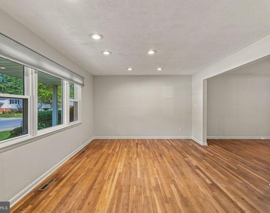 4631 Hawksbury Road - Photo Thumbnail 2