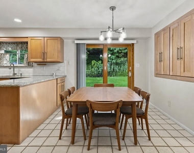 4631 Hawksbury Road - Photo Thumbnail 11