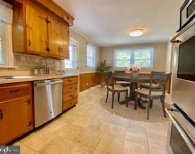515 Towson Avenue - Photo Thumbnail 4