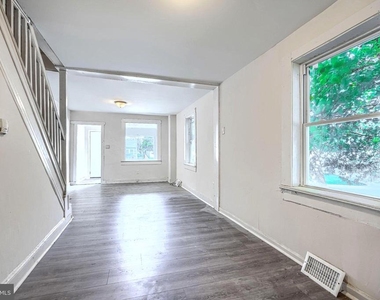 7621 Cypress Avenue - Photo Thumbnail 6