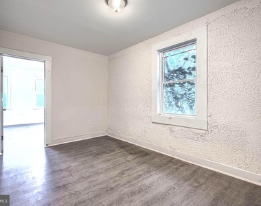 7621 Cypress Avenue - Photo Thumbnail 12