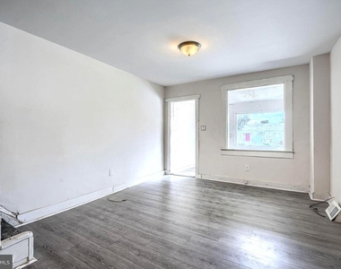 7621 Cypress Avenue - Photo Thumbnail 4