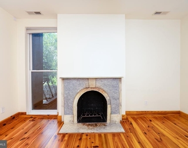 933 N Calvert Street - Photo Thumbnail 13