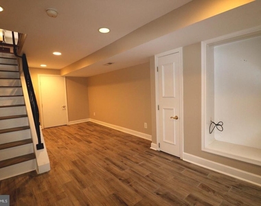 1605 Marshall Street - Photo Thumbnail 21