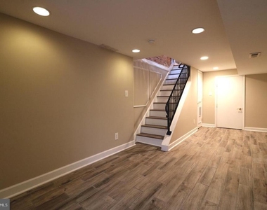 1605 Marshall Street - Photo Thumbnail 23