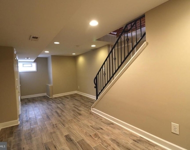 1605 Marshall Street - Photo Thumbnail 20