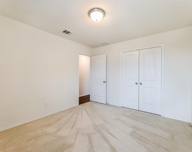 13709 Vigilance St - Photo Thumbnail 20