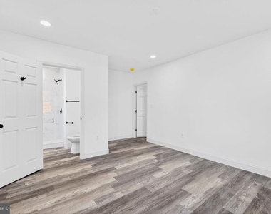2500 W Franklin Street - Photo Thumbnail 4