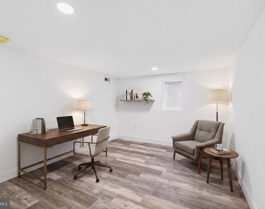 2500 W Franklin Street - Photo Thumbnail 34