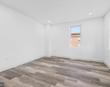 2500 W Franklin Street - Photo Thumbnail 26