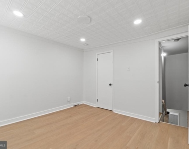 1133 Washington Boulevard - Photo Thumbnail 14