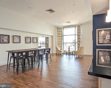 414 Water Street - Photo Thumbnail 32