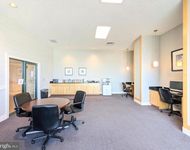 414 Water Street - Photo Thumbnail 28