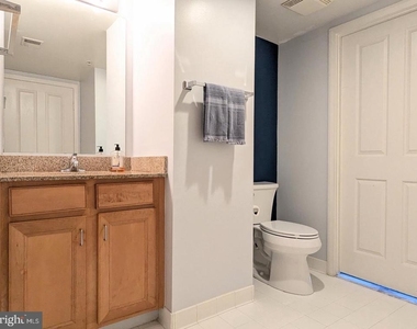 414 Water Street - Photo Thumbnail 15