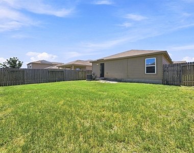 360 Farmer Ln - Photo Thumbnail 20