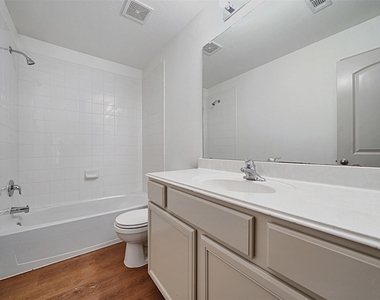 360 Farmer Ln - Photo Thumbnail 14