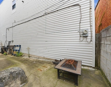 231 N Chester Street - Photo Thumbnail 17