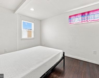 231 N Chester Street - Photo Thumbnail 14