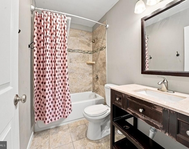 231 N Chester Street - Photo Thumbnail 11