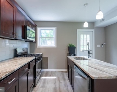 701 Saint Dunstans Road - Photo Thumbnail 4