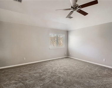1009 Placid Creek Ct - Photo Thumbnail 25