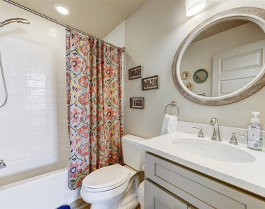1103 Farm St - Photo Thumbnail 19