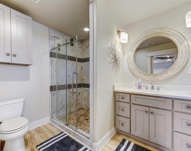 1103 Farm St - Photo Thumbnail 22