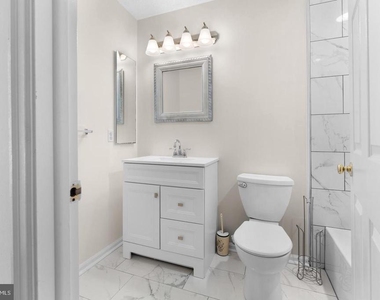 2126 Commissary Circle - Photo Thumbnail 28