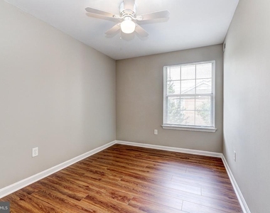 6800 Rapid Water Way - Photo Thumbnail 7