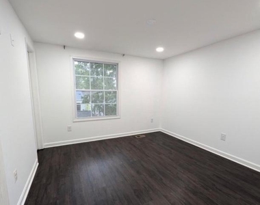 1358 Raleigh Drive - Photo Thumbnail 18