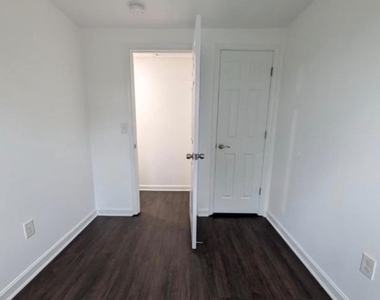 1358 Raleigh Drive - Photo Thumbnail 16