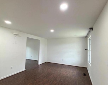 1358 Raleigh Drive - Photo Thumbnail 2