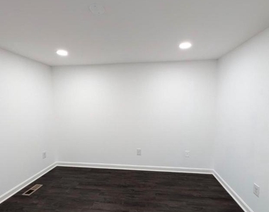 1358 Raleigh Drive - Photo Thumbnail 19