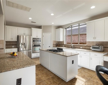 3501 Citrine Pl - Photo Thumbnail 18