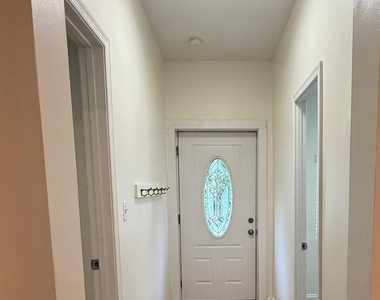 862 Birch Trl - Photo Thumbnail 1