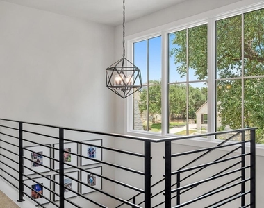 2600 Arion Cir - Photo Thumbnail 19