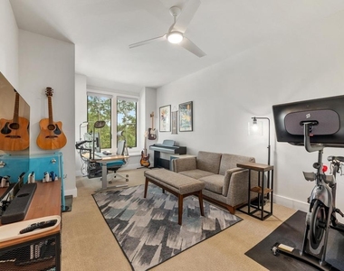 2600 Arion Cir - Photo Thumbnail 26