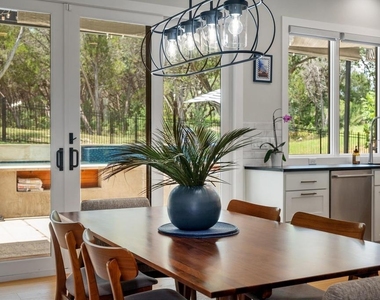 2600 Arion Cir - Photo Thumbnail 6