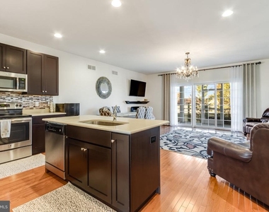18830 Bethpage Drive - Photo Thumbnail 2
