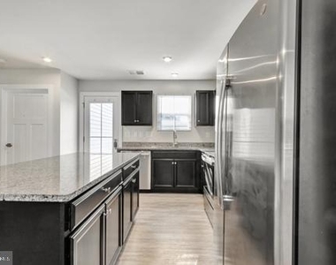28010 Dew Drop Lane - Photo Thumbnail 11