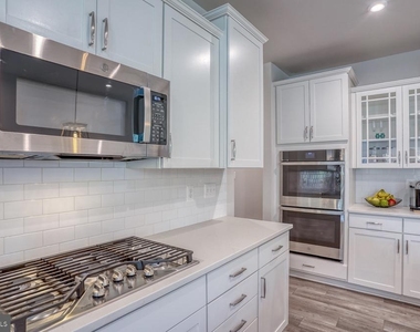 33163 Oyster Cove Drive - Photo Thumbnail 2