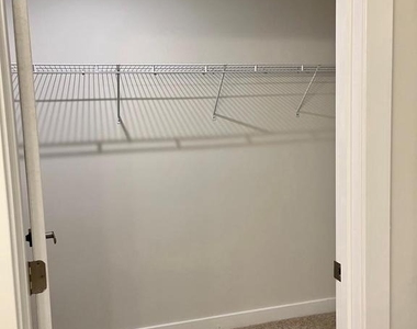 506 Mifflin Way - Photo Thumbnail 9